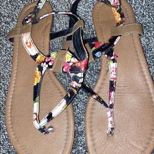Size 9 sandle floral